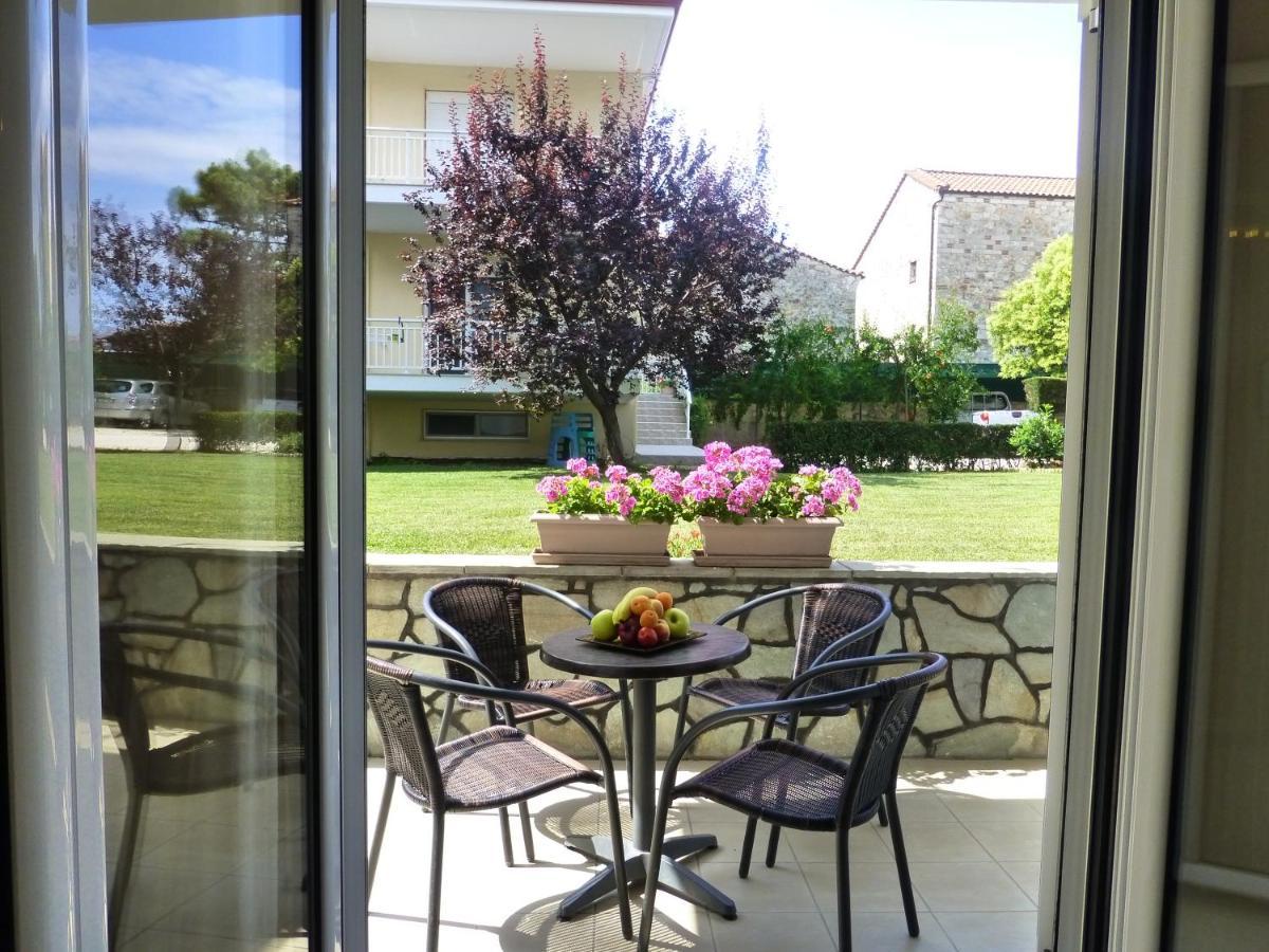 פסאקודיה Pavloudis Apartments מראה חיצוני תמונה