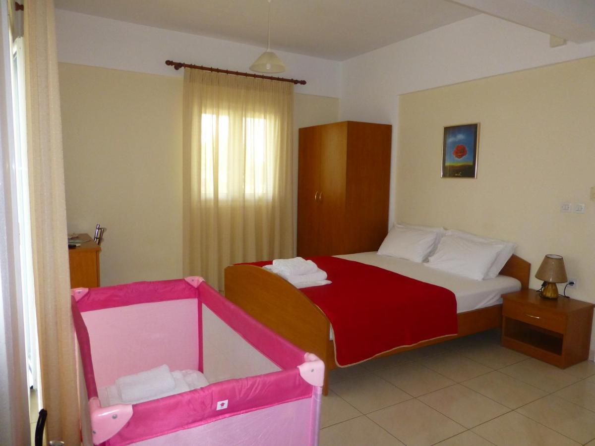 פסאקודיה Pavloudis Apartments מראה חיצוני תמונה