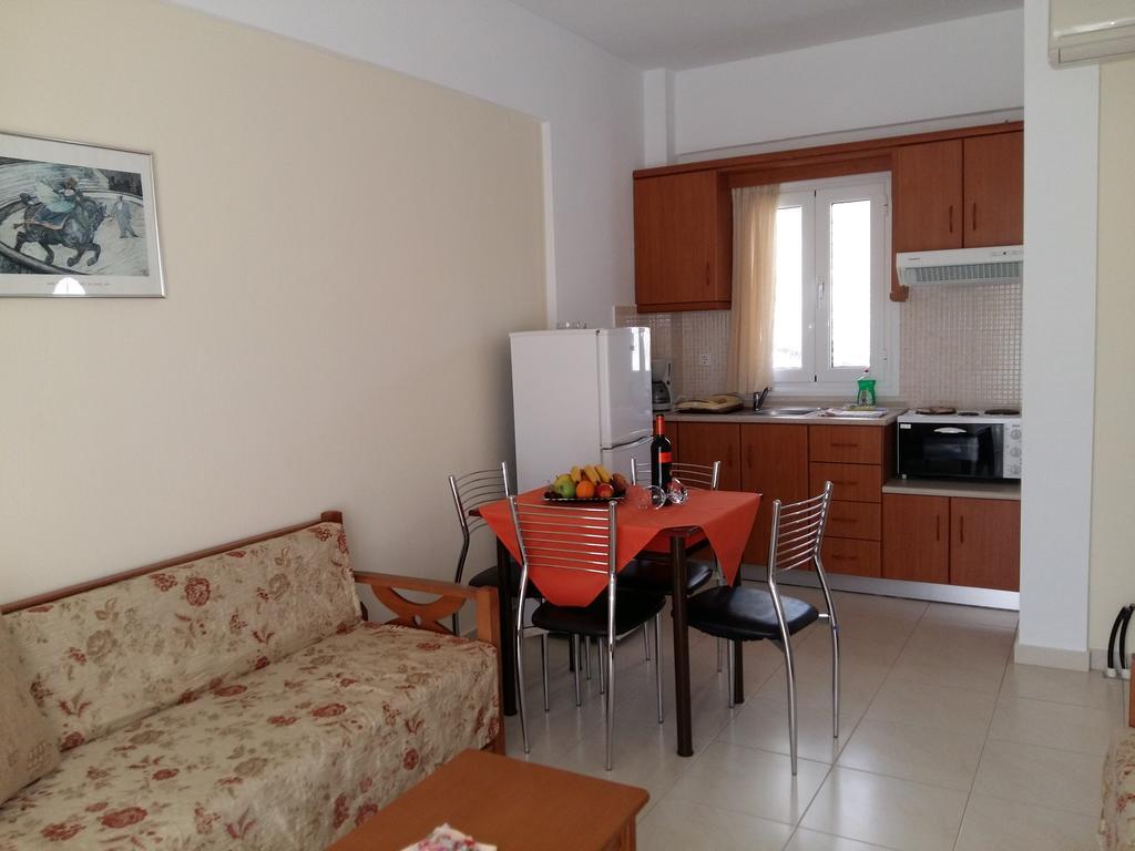 פסאקודיה Pavloudis Apartments מראה חיצוני תמונה